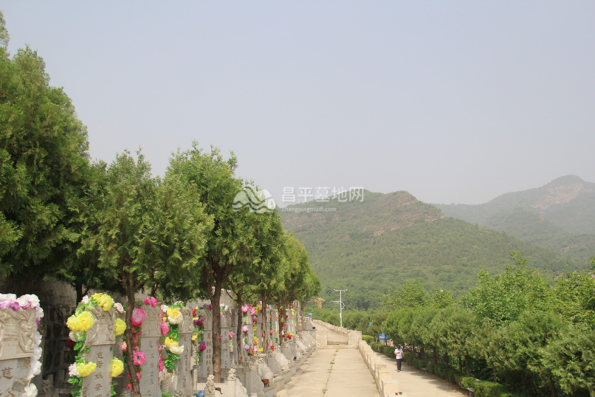 归山陵园景观
