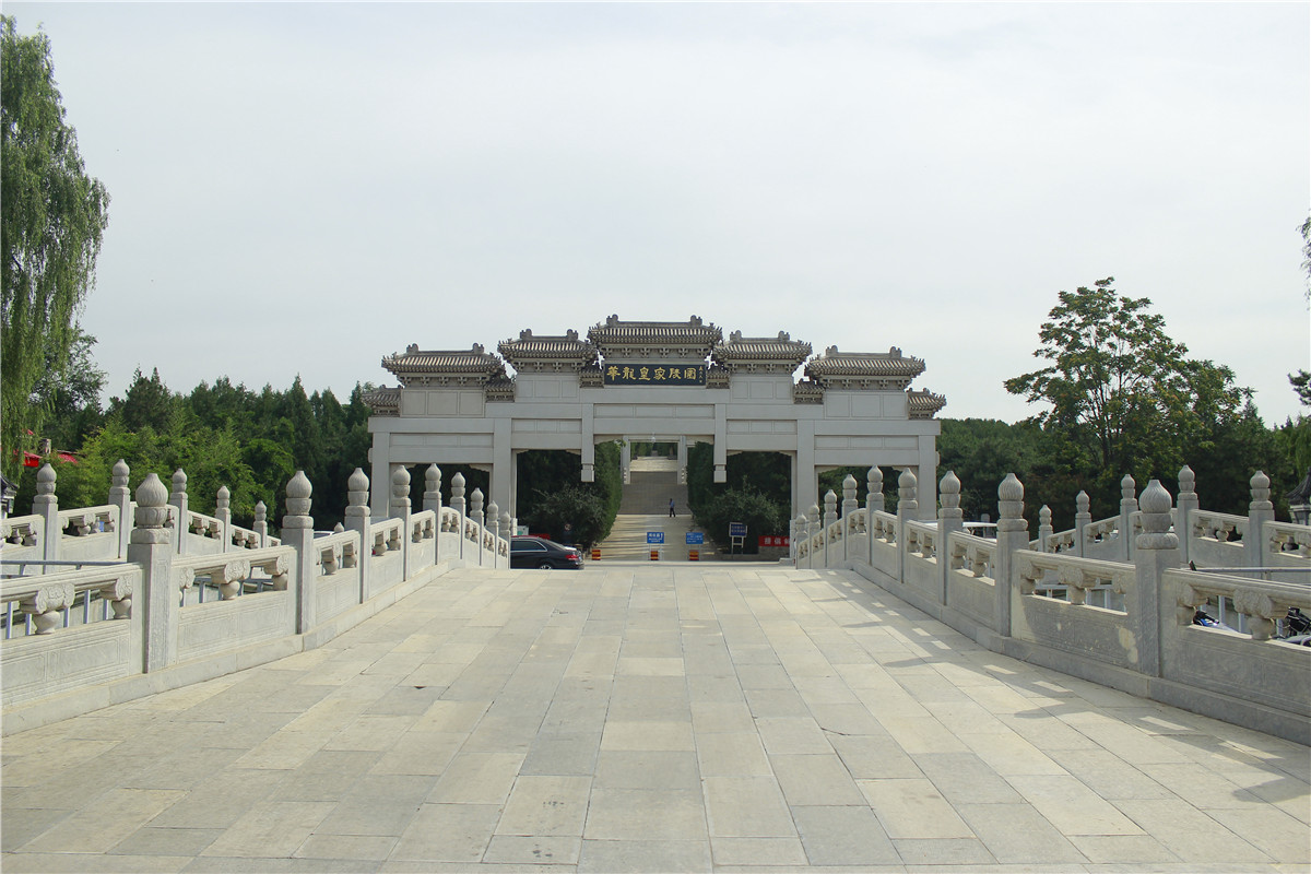 远景大门